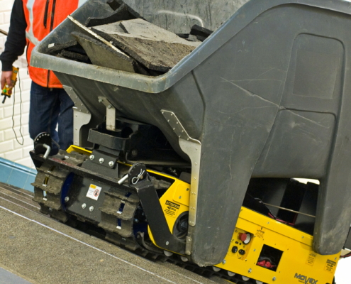 Track-O Greengo lifting system with Waste Container