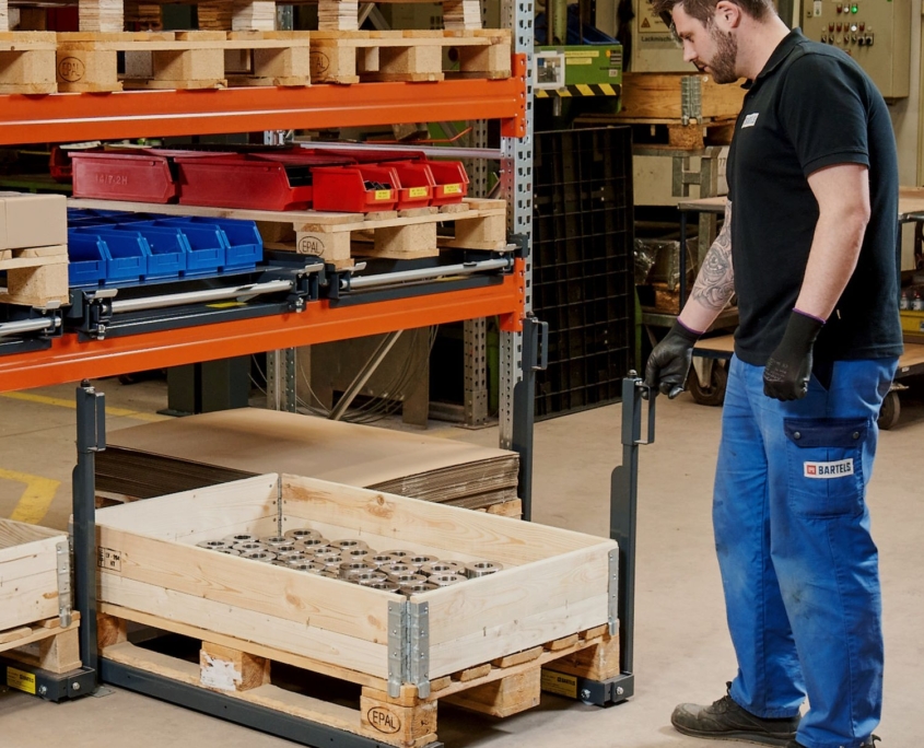 Bartels Pallet Racking Drawers. From pallet rack to drawer rack